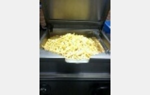 Merci pour le moule frites ...