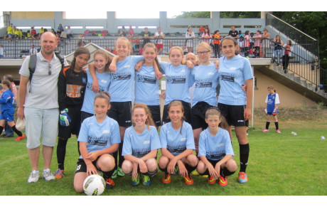 Les U13F gagnent le tournoi de La Ferté