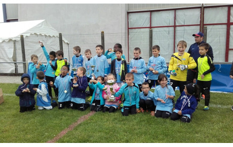 Une belle photo d'équipe pour les U9...