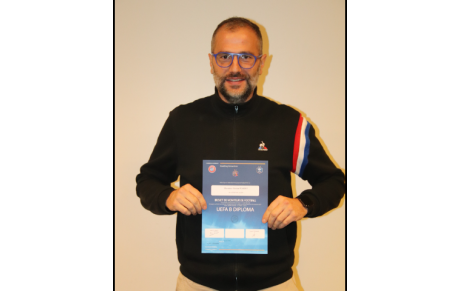 Nico à la remise des diplômes de la Ligue: BMF